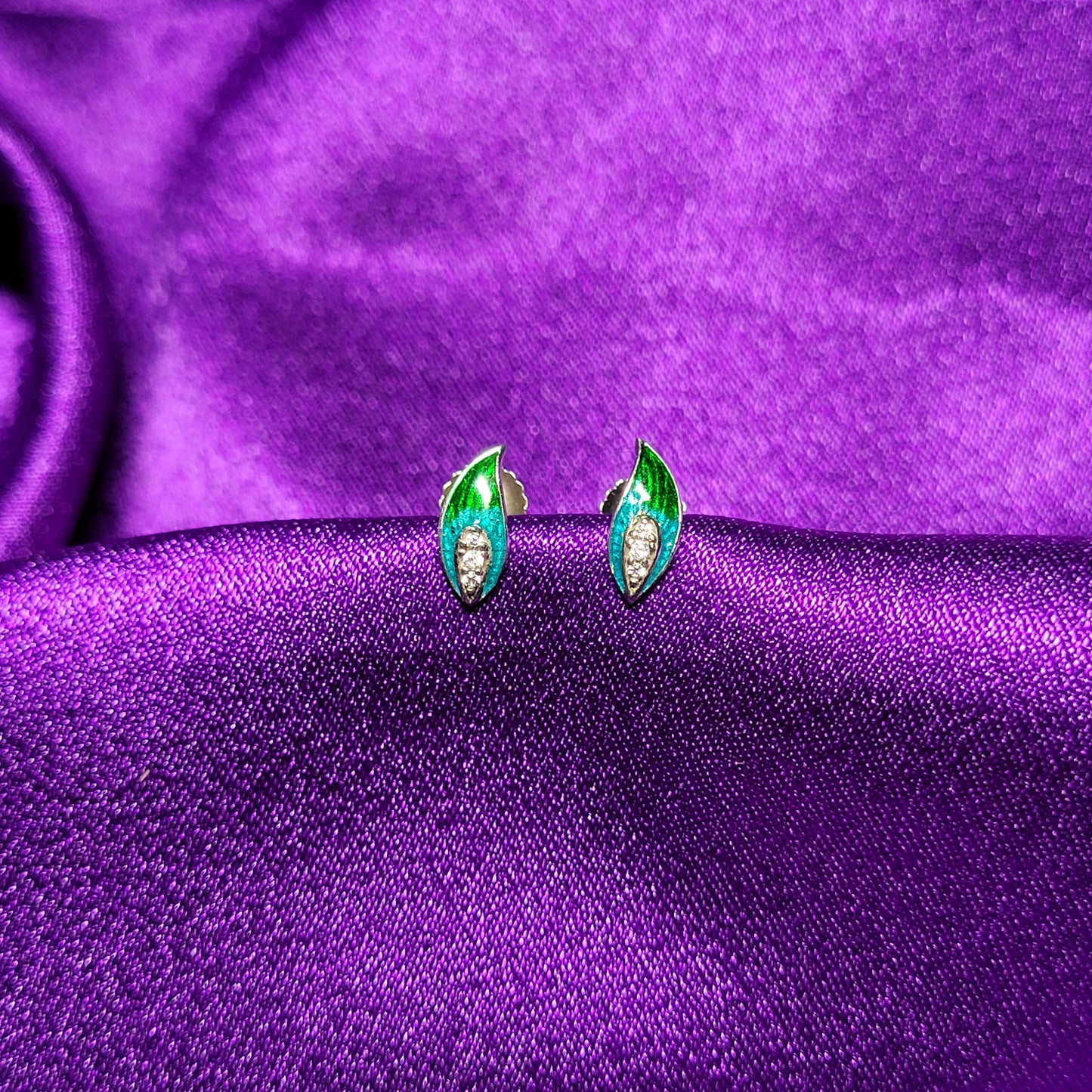 Elegant Leaf-Inspired Sterling Silver Earrings