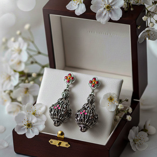 Silver Floral Filighree Drop Earrings