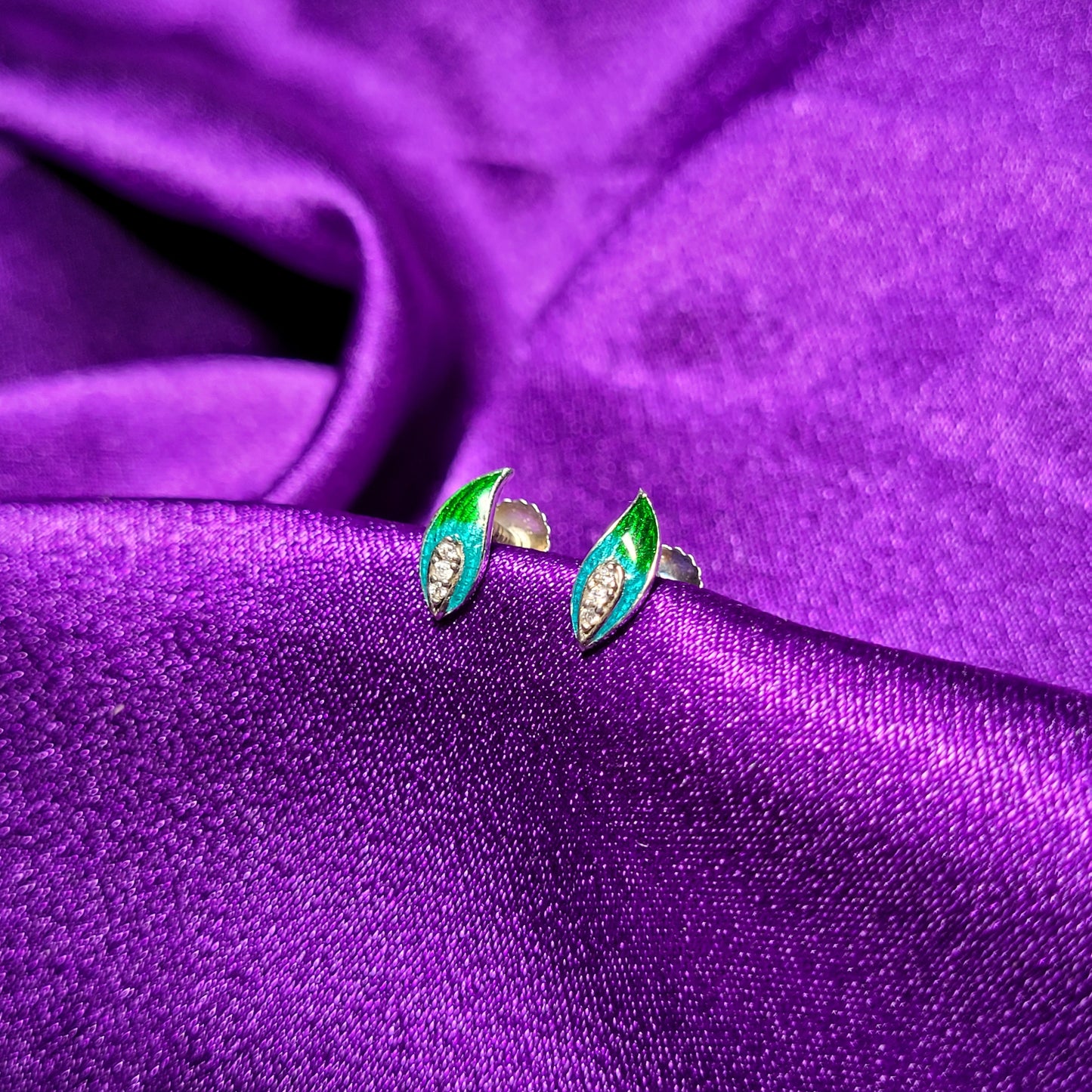 Elegant Leaf-Inspired Sterling Silver Earrings