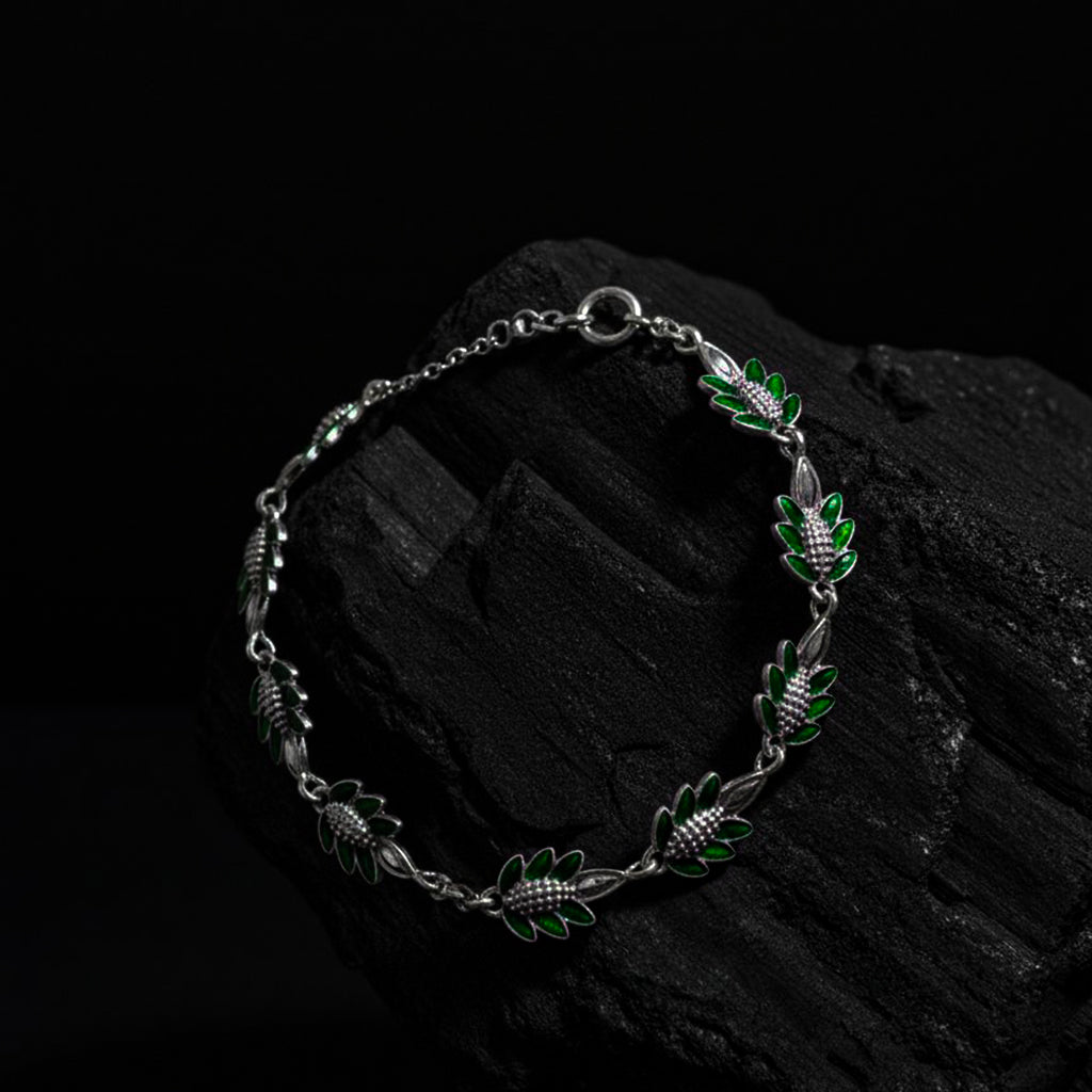 Verdant Leaf Bracelet